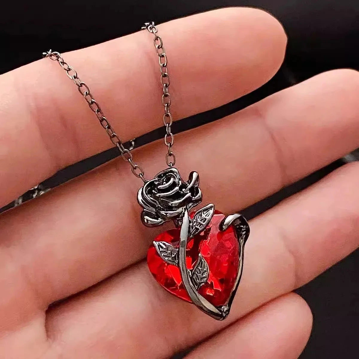 Peris Gems red Gothic Red Rose Love Necklace Women&